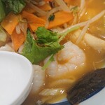 リンガーハット - ぷりぷりのエビが