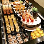 ザ・テラス - 冷蔵コーナー（通称アトリエ）＠逆から