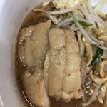ラーメン二郎 - ブタ断面