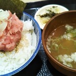 いわいたけし丼 - ネギトロ丼550円