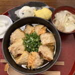 Takenakatoufukoubou - 薄揚げキムチ豆腐丼セット⭐️