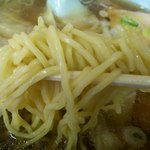 中華こんどう軒 - 麺アップ