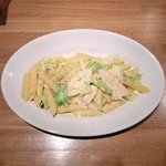 サイモン - 本日の気まぐれショートパスタ 1000円 の春キャベツ、タケノコ、ブロッコリーのクリームソース