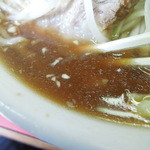 ラーメン二郎 - ●油少な目コールをしたら液体油がほぼ無し!!!