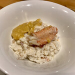 一碗水 - 芙蓉蟹(毛蟹 卵白 ささみのすり身、蟹味噌と卵黄と黒酢のソースで)