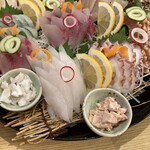 かもめ食堂 - 刺し身の盛合せ