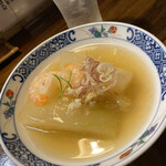 遊酒食堂 宇都宮 - 即興メニュー
      
      冬瓜のあんかけの刻みミョウガと海老添え