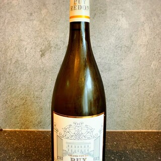 150種類以上のソムリエ厳選ワイン！