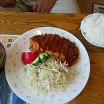 鹿ジビエと手作り定食カイザー - チキンカツ定食¥1140 