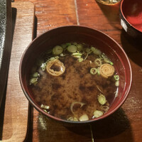 鉄板ダイニング 哲 - 赤だしの味噌汁