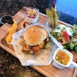 ベーカリー&テーブル 箱根 - ラザニアバーガー　プレート