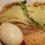 麺道 万里一喰 - 美しいぴちぴちちゃん