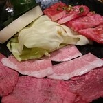 コリアンハウス洪苑 - 料理写真: