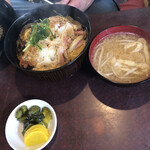 やなぎ屋 - ご飯がたっぷりです