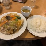 南海飯店 - かたい焼ソバ＋ライス