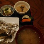 Oshokujidokoro Izakaya Hiasa - 日替わり定食B（鯛の蒸し焼き）