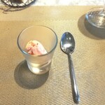 La Brianza - アメーラトマトのソルベ、やさしい甘みクリーミーなお口直し。