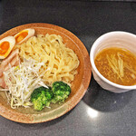 石山商店 - 「カレーつけ麺」＋「味玉」