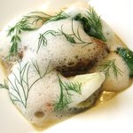 オーベルジュ・ド・リル - 真鱈のポトフ仕立て　キノコのムースリーヌ　アネットの香り