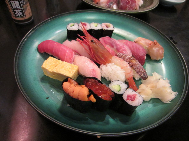 ランチも行列でした By Anzuhime みなと寿司 本店 横浜 寿司 食べログ