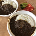 Nanafun Shokudou - 特製スパイシーカレーライス。
                        トマトのマリネと茹でブロッコリーはサービスでいただきました♡