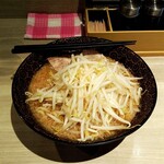 らーめん 大 - ラーメン650円