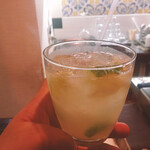 サルバドール ブラジリアンダイニング - カイピリーニャ。定番ブラジルカクテルの一つ。