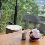 ふふ 河口湖 - お部屋のテラスでハイビスカスティ