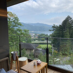 ふふ 河口湖 - チェックインを済ませお部屋のテラスへ