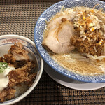 セアブラノ神 伏見剛力 - 担担神二郎（２００ｇ）＆（伏見スタンプラリー特典）唐揚げ丼