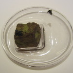 四角いグリーンオリーブ