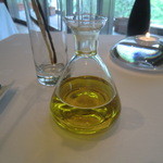 レストラン サンパウ - パンにつけるオリーブオイル