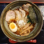 自然薯とそばの店 高尾の桜 - 自家製チャーシュー麺