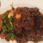 トラットリア ラ・テスタドゥーラ - 和牛スネ肉の煮込み 黒胡椒風味