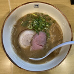 麺や輝 - ラーメン 750円