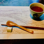 韻松亭 - テーブル　セッティング(両国橋付近の古地図を　詳しい友人が説明してくれ　良くわかりました！)