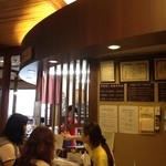 地獄蒸し工房 鉄輪 - 券売機でかった券をこちらにもっていきます。