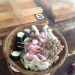 地獄蒸し工房 鉄輪 - なす、豚ばら、きのこ、キャベツ（蒸し１５分）