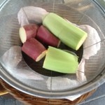 地獄蒸し工房 鉄輪 - さつまいも、とうもろこし、手羽（蒸し３０分）