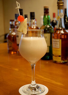 春告げ鳥 - ノンアルコール・カクテルも豊富にご用意しています。写真は夕焼けバナナのスムージー　500円