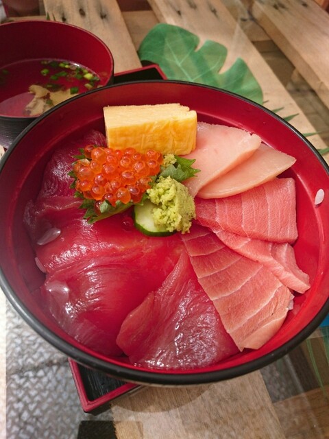 マグロ卸のマグロ丼の店 竹芝 丼もの その他 ネット予約可 食べログ