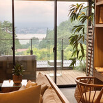 ふふ 河口湖 - お部屋から河口湖、でも富士山は雲の中