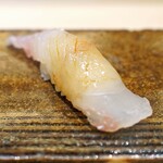 Sushi Asaduma - 平目のにぎり