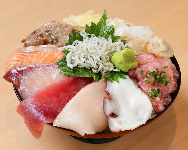 ランチメニュー 海鮮居酒屋 山傳丸 海浜幕張店 やまでんまる 海浜幕張 居酒屋 食べログ