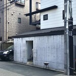 ドンブラボー - 2年目のリニューアルで囲われた