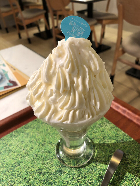 生クリーム専門店 ミルク 横浜店 Milk みなとみらい スイーツ その他 食べログ