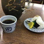 長田うどん - おにぎりも添えて