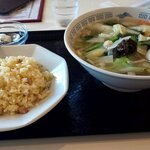 中国美食 親惠 - 海鮮つゆそばと半チャーハン（2020.8-1）