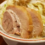 豚山 - 甘い脂身