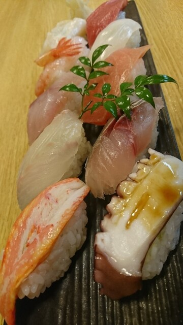 アカニシ貝を堪能できます By 榎木ぼんばい江 蛇之目寿司 じゃのめずし 和倉温泉 寿司 食べログ
